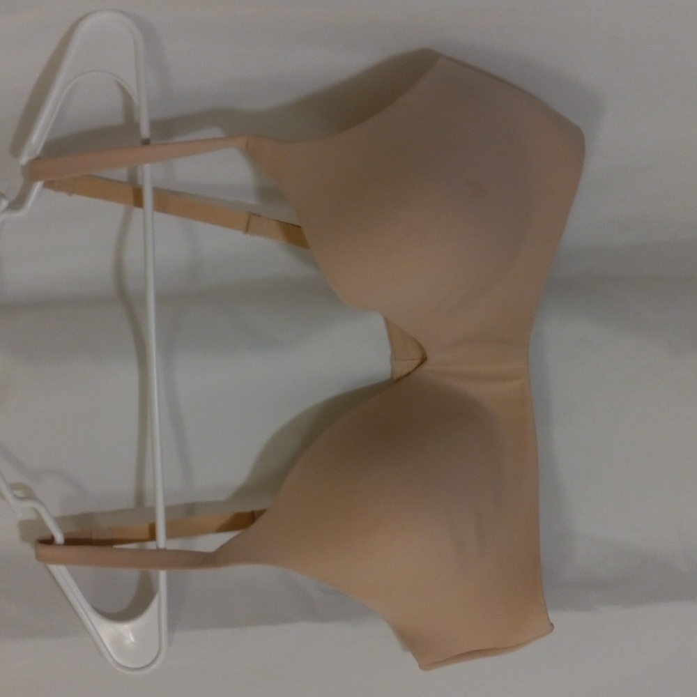 CABERNET Padded Bra Sz 40B Nude Adjustible Strap